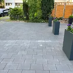 Aparthotel By Hd Mit Parkplatz, Wallbox, Wintergarten Bad Salzuflen