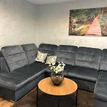 By Hd Mit Parkplatz, Wallbox, Wintergarten Aparthotel 4*
