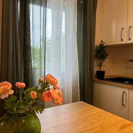 Aparthotel By Hd Mit Parkplatz, Wallbox, Wintergarten 4*