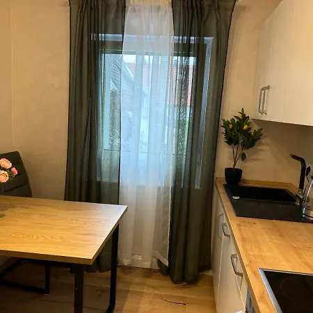 By Hd Mit Parkplatz, Wallbox, Wintergarten