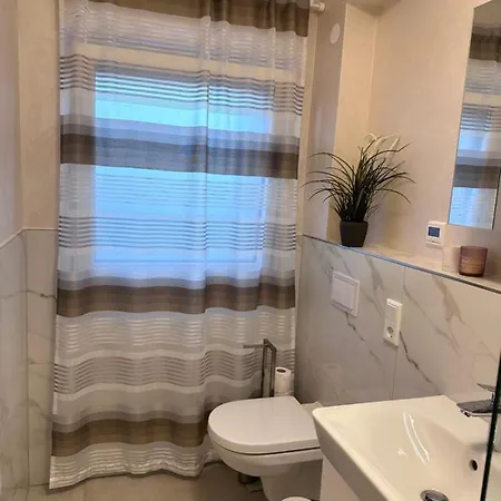 By Hd Mit Parkplatz, Wallbox, Wintergarten Hotel apartamentowy Bad Salzuflen