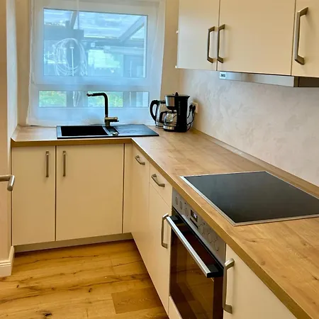 By Hd Mit Parkplatz, Wallbox, Wintergarten Bad Salzuflen