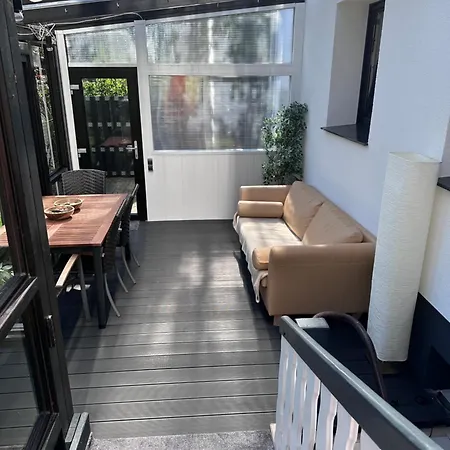 By Hd Mit Parkplatz, Wallbox, Wintergarten Bad Salzuflen