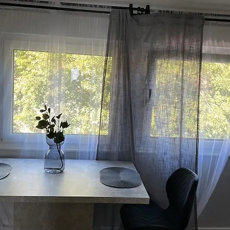 By Hd Mit Parkplatz, Wallbox, Wintergarten Apart Otel Bad Salzuflen