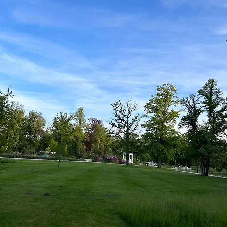 By Hd Mit Parkplatz, Wallbox, Wintergarten Aparthotel