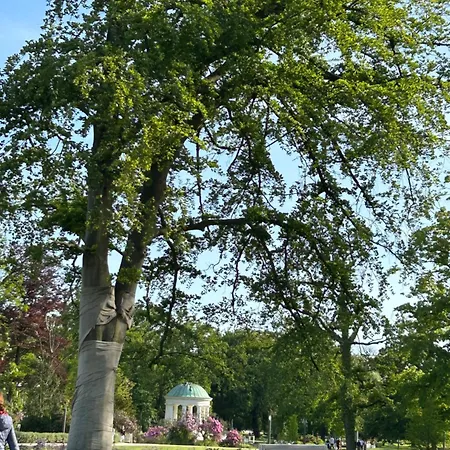 By Hd Mit Parkplatz, Wallbox, Wintergarten Aparthotel 4*