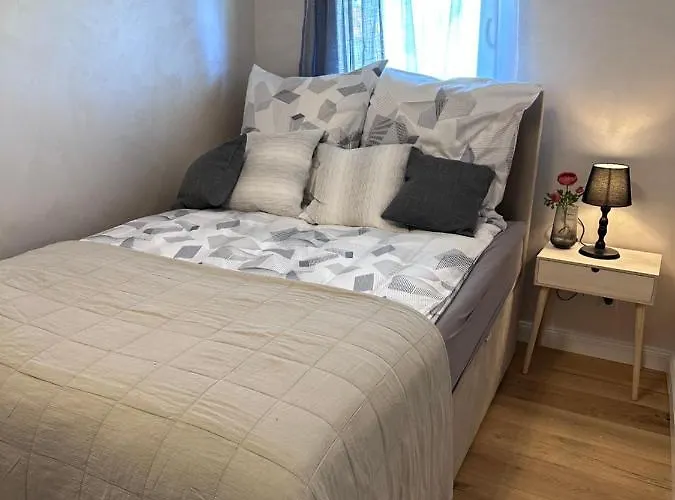 Aparthotel By Hd Mit Parkplatz, Wallbox, Wintergarten