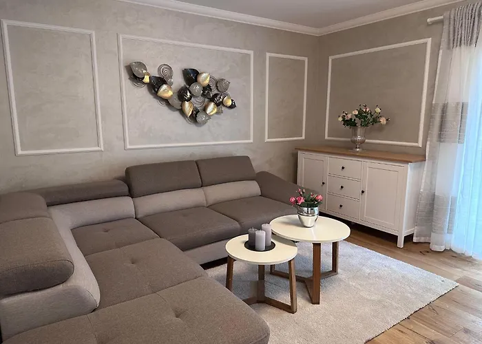 By Hd Mit Parkplatz, Wallbox, Wintergarten Bad Salzuflen